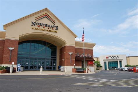Northgate Mall More Police Saturday After Threat Of Another Mall Brawl