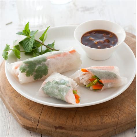 Serve the rice paper rolls with the orange dressing and herb salad on the side. Chicken Rice Paper Rolls