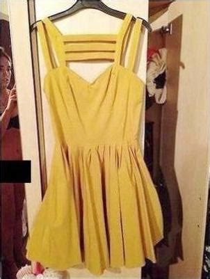 Oh My Goodness Naked Ebay Seller Woman Accidentally Reveals Too Much In Photo