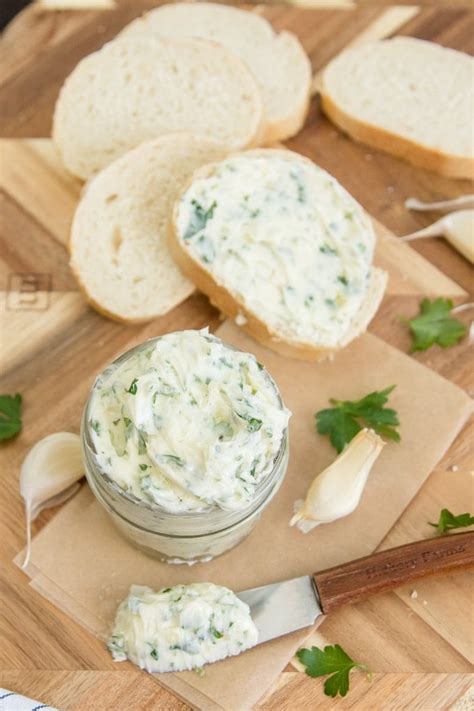 Easy Homemade Garlic Butter Recipe