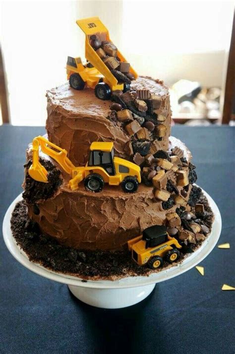 No one remembers being a two year old boy, and no parent forgets having a two year old boy. Construction site birthday cake for boys | Thomas party ...