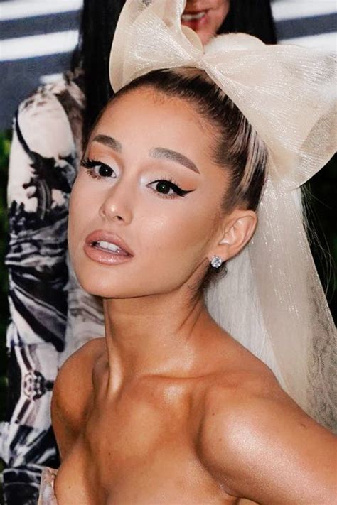 Ariana Grandes Hairstyles And Hair Colors Steal Her Style