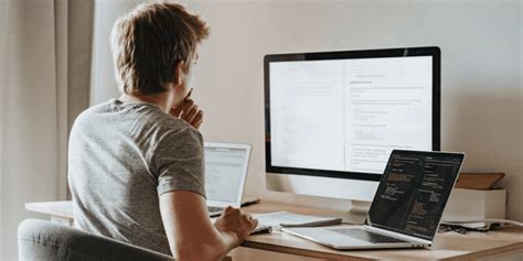 A reforma trabalhista permitiu que um profissional seja contratado por período de dias ou horas. O que é teletrabalho? Entenda a lei na reforma trabalhista