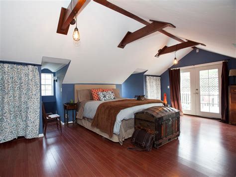 Sloped ceilings ooze with character and charm, but designing a sloped ceiling bedroom you love with sloped ceilings can be a challenge. House Hunters Renovation | HGTV