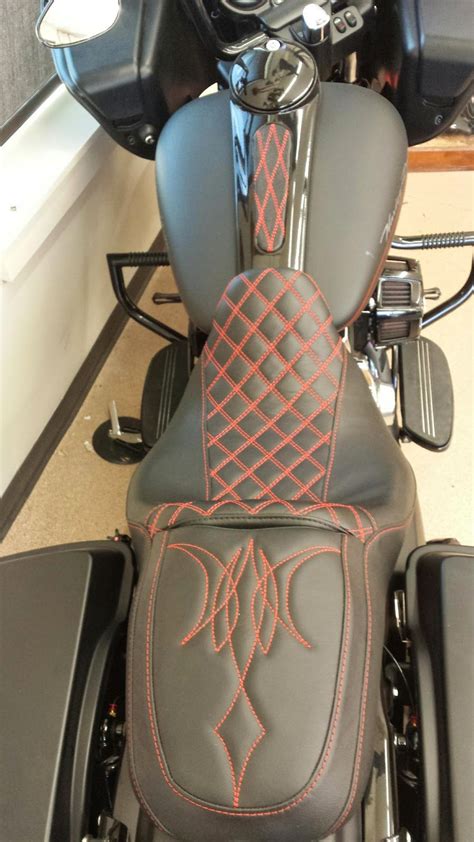 Distinct Customs Harley With Custom Stitched Seat And Dash Insert In Leather