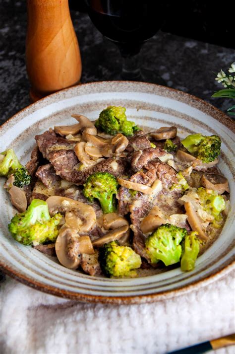 Creamy Beef Broccoli And Mushroom Steak Recipe