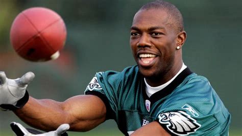 Check Out Terrell Owens Scoring A Tko At Cvs Fast Philly Sports