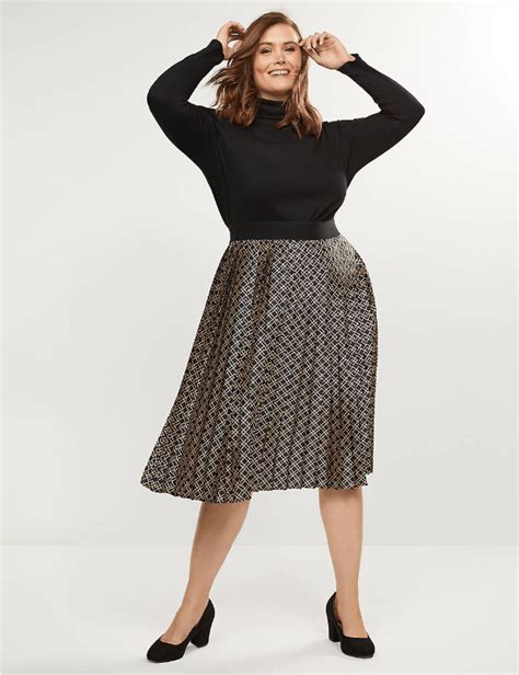 The Skirt You Need In 2020 The Pleated Midi Highway 20 Collective