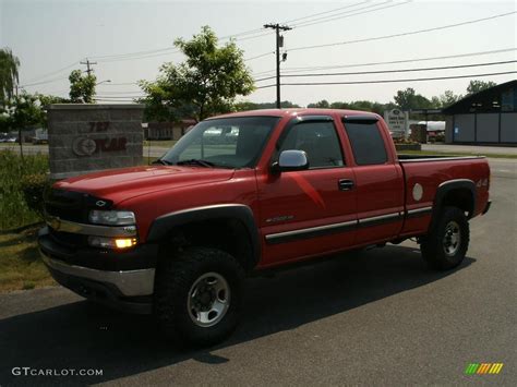 2001 Victory Red Chevrolet Silverado 2500hd Ls Extended Cab 4x4