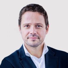 Prezydent warszawy rafał trzaskowski brał udział w konferencji prasowej wspólny głos, w sprawie planów zmian w oświacie. Rafał Trzaskowski - Wikipedia