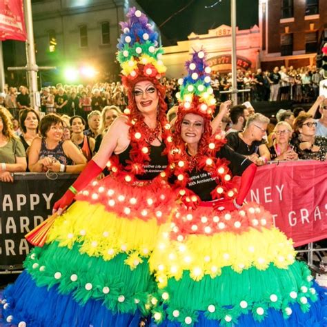 Stand out in an elaborate feather mask or be outrageous in a court jester costume! Sydney Mardi Gras on Instagram: "Incredible # MardiGras40 ...