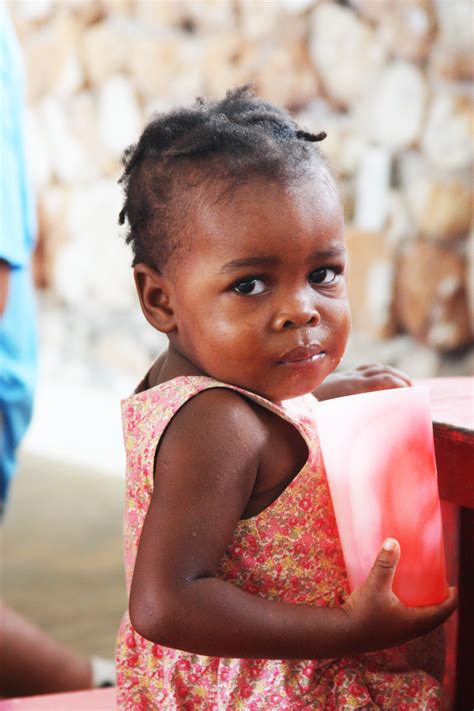 Sweet Girl In Haiti My Heart Wants To Be Able To Help Precious Babies