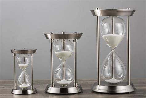 Hot Sale Time Magic Hourglass Decoration Ornaments Creative Metal Glass