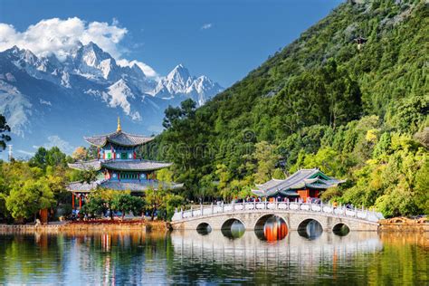 Beautiful View Of The Jade Dragon Snow Mountain Lijiang China Stock