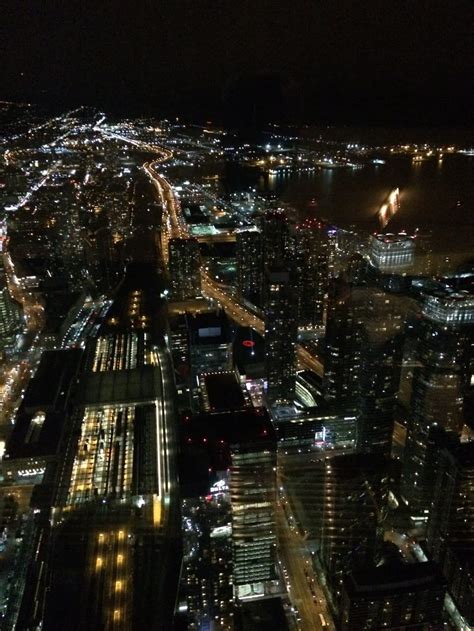 Hello asnita novi, does the cn tower restaurant rotate? 360 Restaurant CN Tower - Menu, Hours & Prices - 301 Front ...