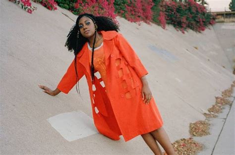 Noname Premieres New Song “song 31” Featuring Phoelix Female Rappers
