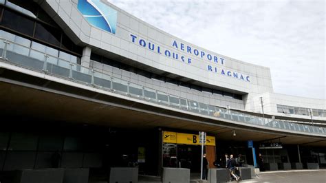 Chinese Operator Sells Toulouse Airport Stake To French Company For €