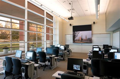 Fantastic prices and legendary customer service. CE Center - Projection Screens Made Simple