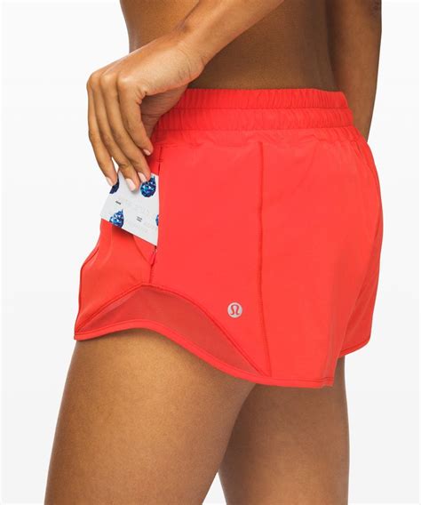 Lululemon Women S Hotty Hot Short II 2 5 Thermal Red Size 14 In 2020