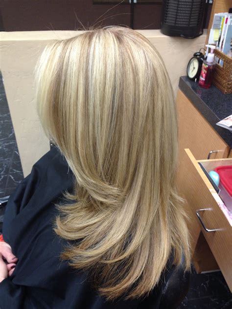 Pin By Melissa Mcginnis Hairdesign On Haircuts And Color Blonde Hair