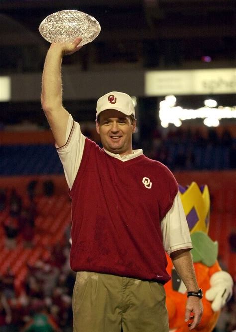 Sooner Surprise Oklahoma Coach Bob Stoops Retires At 56 The Seattle