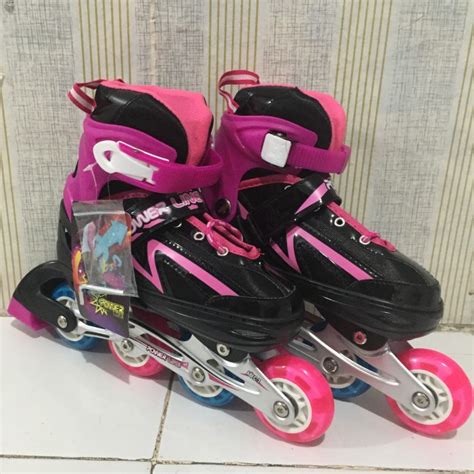 Lihat ide lainnya tentang warna, kombinasi warna, skema warna. Jual Sepatu roda inline anak anak warna pink - Jakarta ...