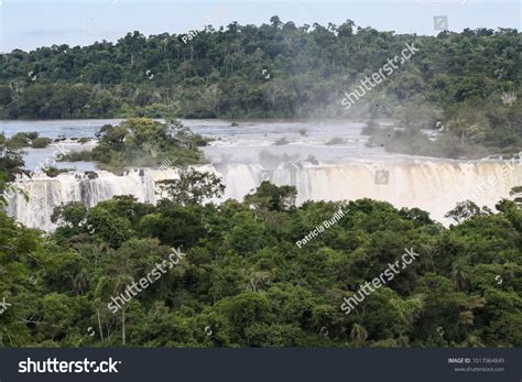 Iguazu Falls Largest Waterfalls System World Stock Photo 1017064849