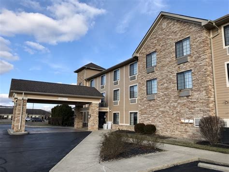 HOLIDAY INN EXPRESS HOCKING HILLS-LOGAN - 26 Photos & 32 Reviews