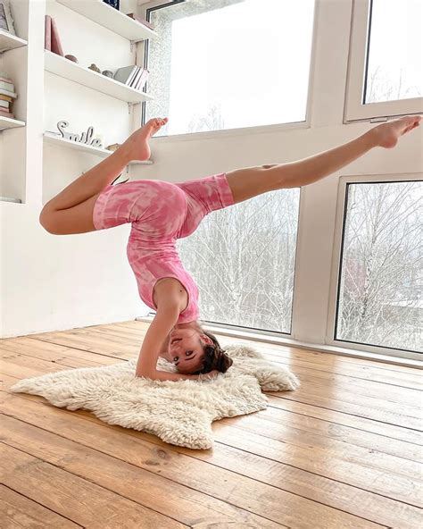 Dana Taranova Dana Taranova Instagram Photos And Videos Gymnastics Dance