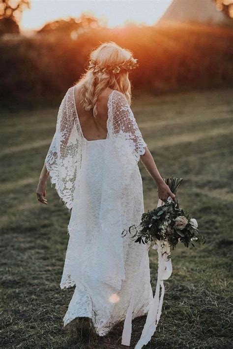Rustic Batwing Sleeve Lace Ivory Wedding Dresses Ivory Sheath Boho