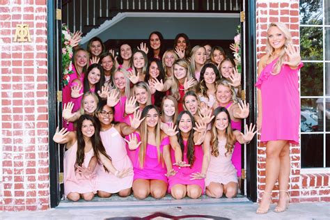 Oklahoma State Phi Mu Sorority Recruitment 2017 Door Storm Sorority