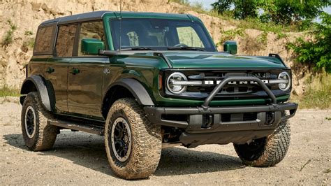 2022 Ford Bronco Gets New Heritage Inspired Eruption Green Paint
