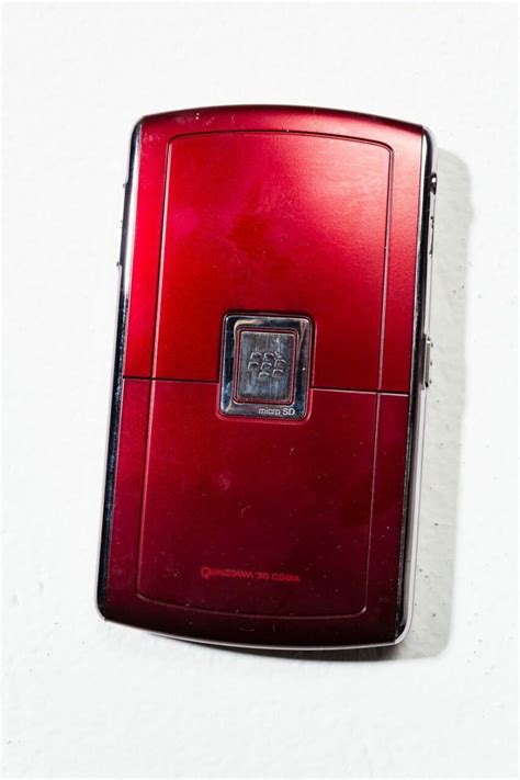 Te062 Red Blackberry Mobile Phone Prop Rental Acme Brooklyn
