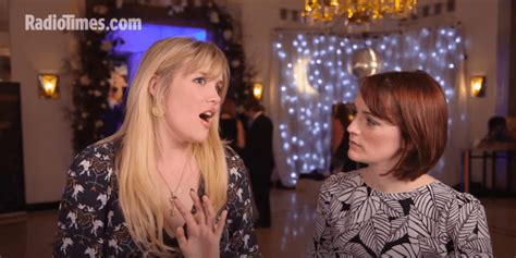 Emerald fennell won the first oscars award of the night on sunday instead, she had found a speech she wrote when she was 10, and had imagined the american teen character zack was her husband. Emerald Fennell Net Worth, Books, Children, Husband ...