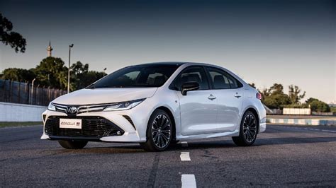 Toyota Lanzó El Nuevo Corolla Gr Sport En Argentina Precio Y Ficha