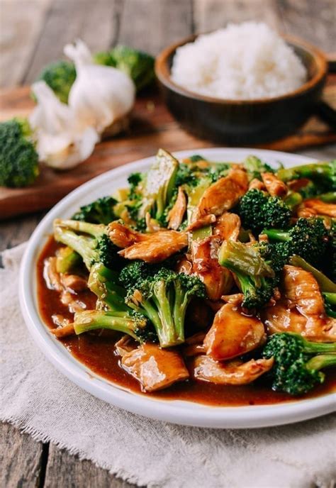 Chinese Chicken And Broccoli In Garlic Sauce Calories Broccoli Walls