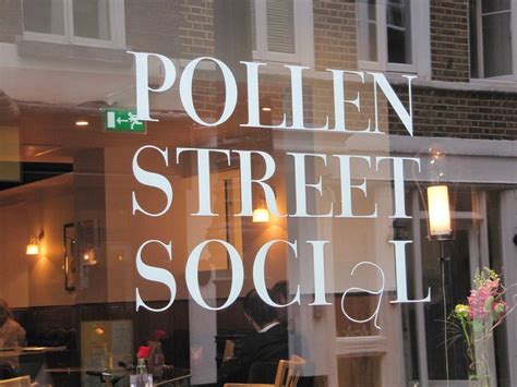 His restaurant pollen street social gained a michelin star in 2011, its opening year. Varkenswangetjes met honing & soja - In Search of Taste