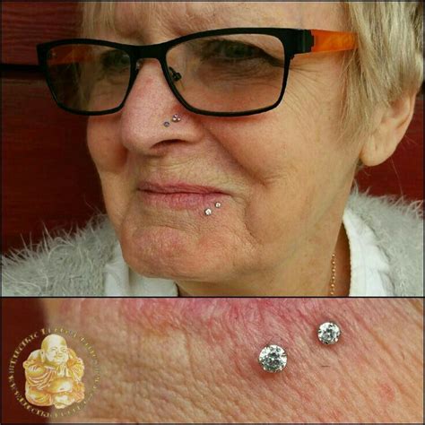 Pin By Deedee On Piercings Jewellery Face Piercings Unique Body Piercings Lip Piercing