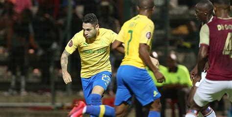 12 on south african first division. Sundowns edge past Stellenbosch to cut Kaizer Chiefs' lead