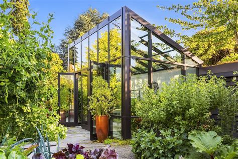 I Love This Backyard Greenhouse Modern Greenhouses Contemporary