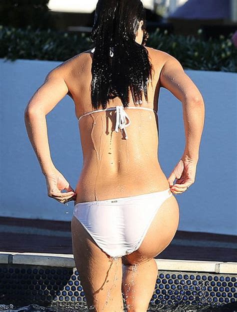 Quiz Top Ten Beach Bums Can You Guess Which Celebrity These Bottoms