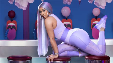 Cardi B Cuts Deal With Reebok For Womens Apparel Our Weekly Black News And Entertainment