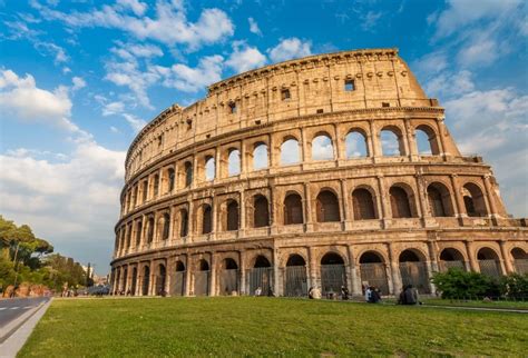 Laeacco Colosseum Remains Scenic Portrait Photography Background