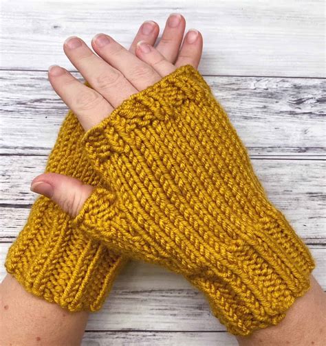 Easiest Fingerless Gloves Knitting Pattern Love Life Yarn