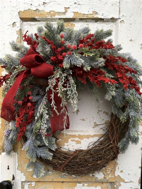 30 Decorating Christmas Wreath Ideas