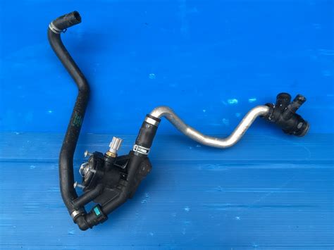 Ford Ecoboost R Obudowa Termostatu Termostat