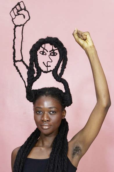 Las Esculturas Capilares De La Activista Africana Laetitia Ky Han Conquistado A Marc Jacobs Y A
