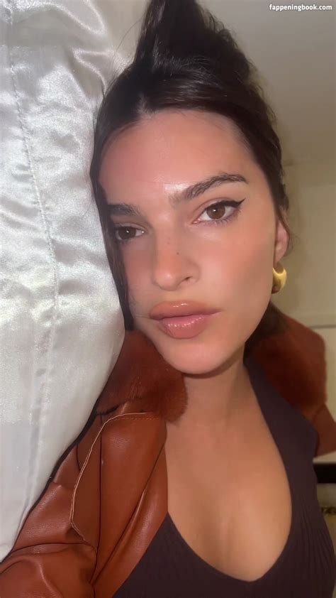 Emily Ratajkowski Nude Onlyfans Leaks Fappening Page 16 Fappeningbook