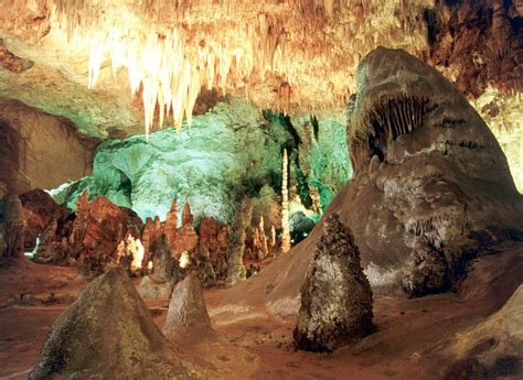 The Worlds 10 Most Mind Blowing Underground Caves Memolition