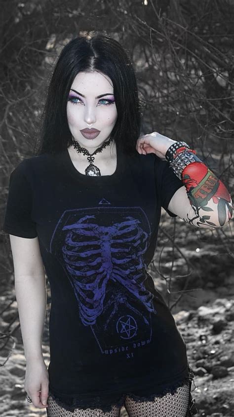pin by spiro sousanis on kristiana hot goth girls goth outfits goth fashion